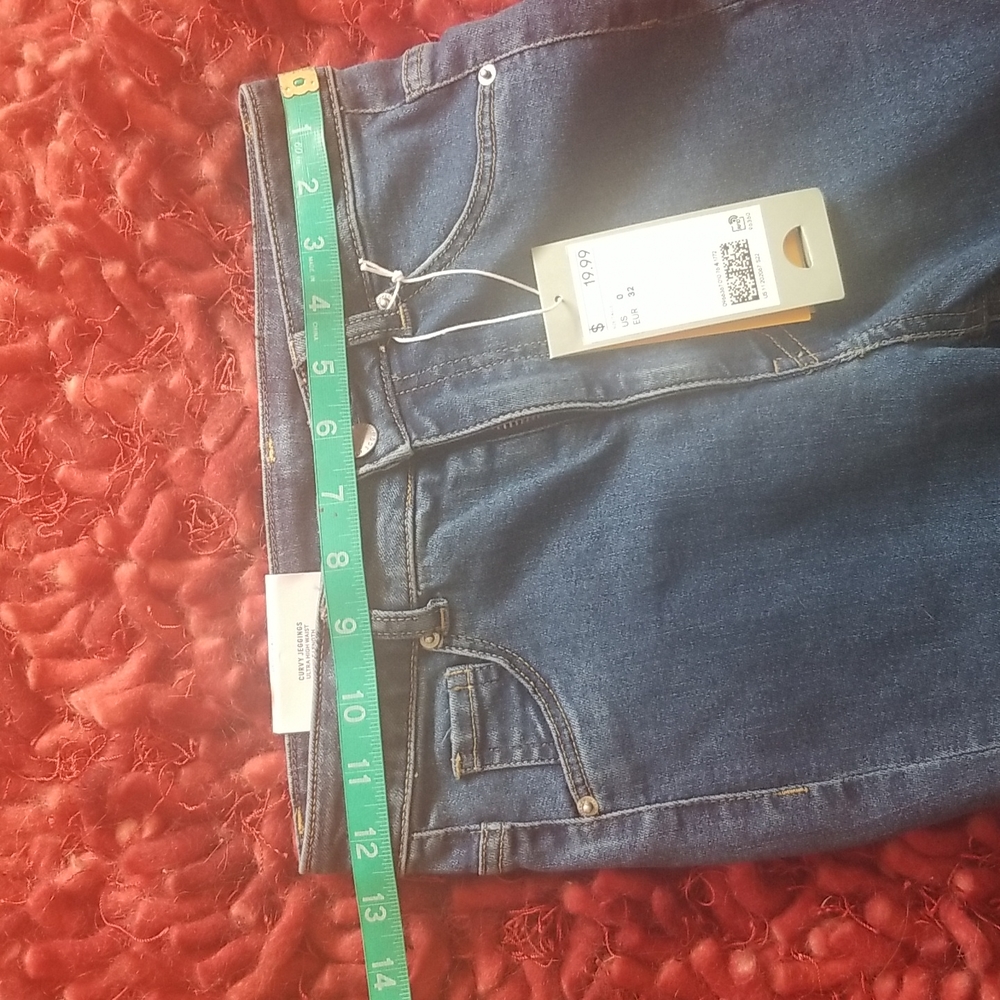 NWT H & M Size 0 Jeans - Picture 4 of 5